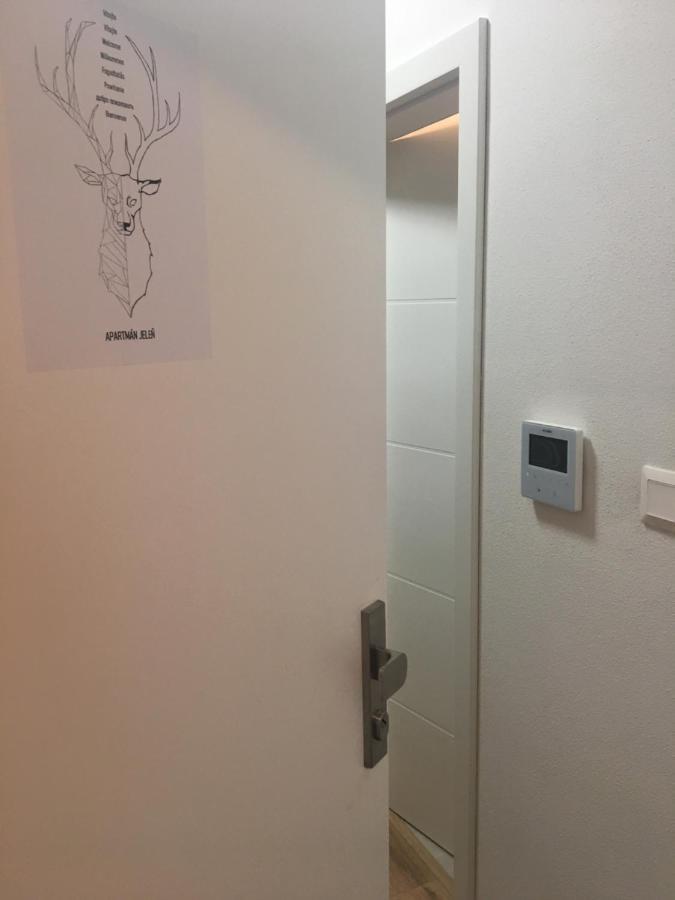 Apartman Jelen Chopok Juh-Trangoska Tale Εξωτερικό φωτογραφία